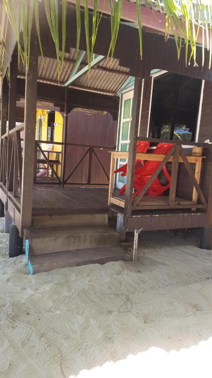 Rainbow Tioman Cottage Kampong Juara Luaran gambar